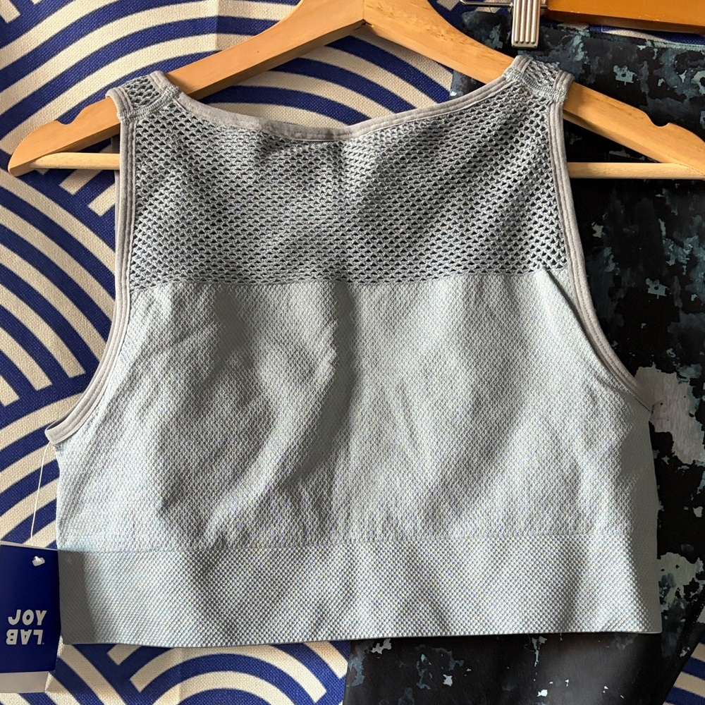 NWT JoyLab Light Gray Mesh Crop Top Sports Bra & Patterned Leggings Bundle Set - Picture 5 of 11